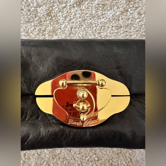 ROUGH ROSES WALLET &/OR CLUTCH NEVER USED. SOFT BLACK LEATHER W GOLD HARDWARE - Picture 3 of 11